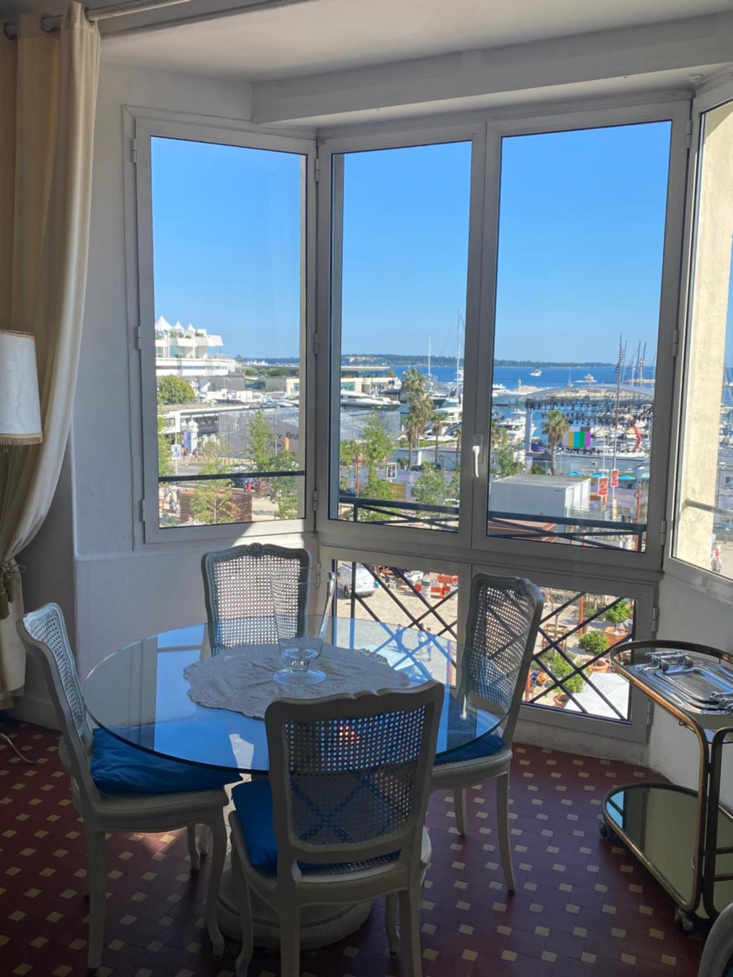 Cannes Privat Residence Holiday Apartments ภายนอก รูปภาพ
