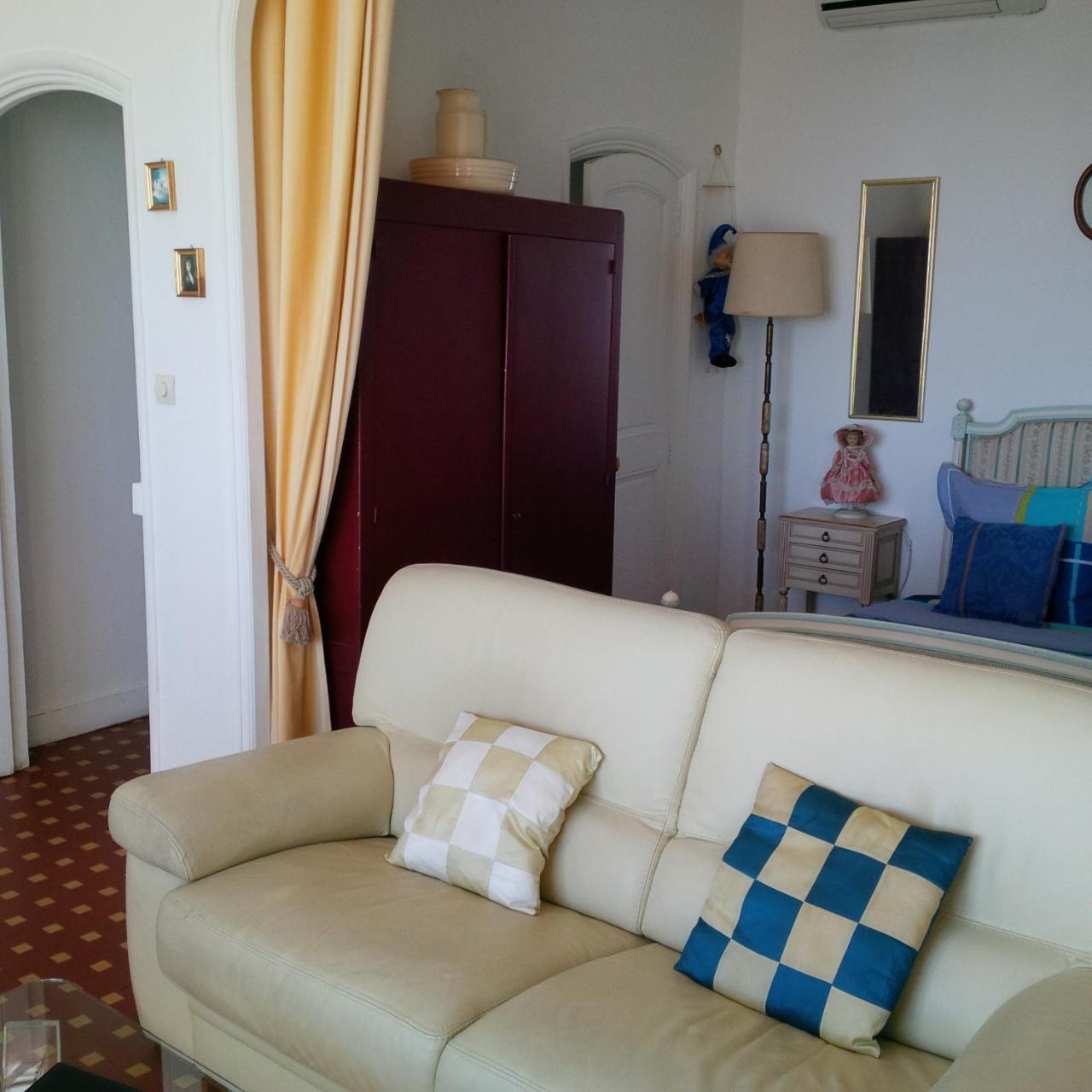Cannes Privat Residence Holiday Apartments ภายนอก รูปภาพ